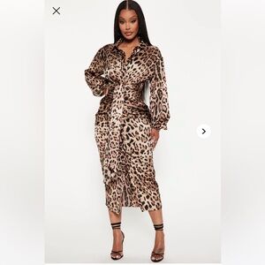 NEW FASHION NOVA MAKE ME ROAR LEOPARD MIDI DRES, S
